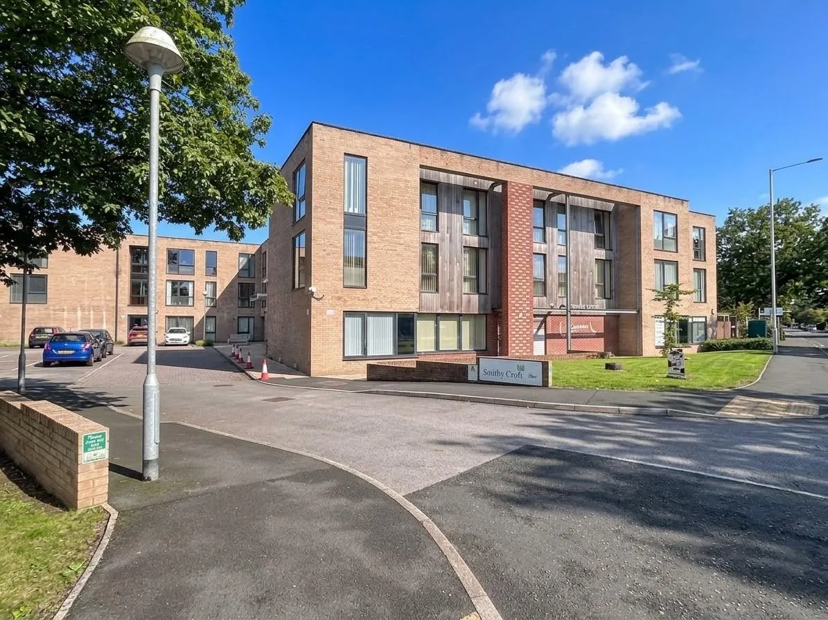 2 bed flat for sale, Finney Lane, Heald Green
