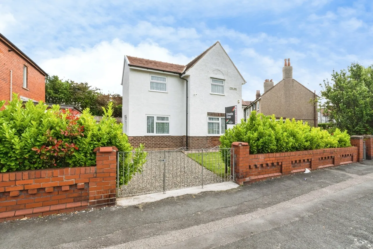 3 bed house for sale, Park Road, Blackpool, FY1