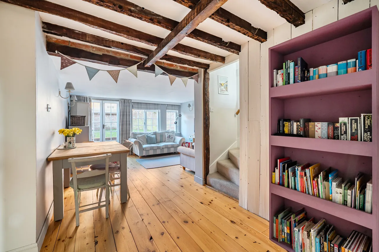 Park Row, Farnham, GU9, photo 4