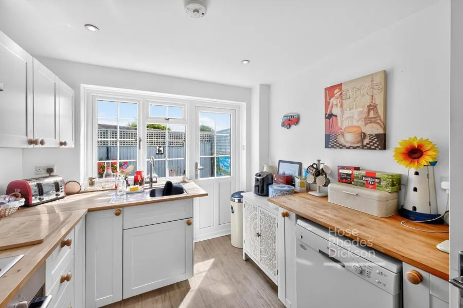 Lynchens Close, Bembridge, PO35, photo 8