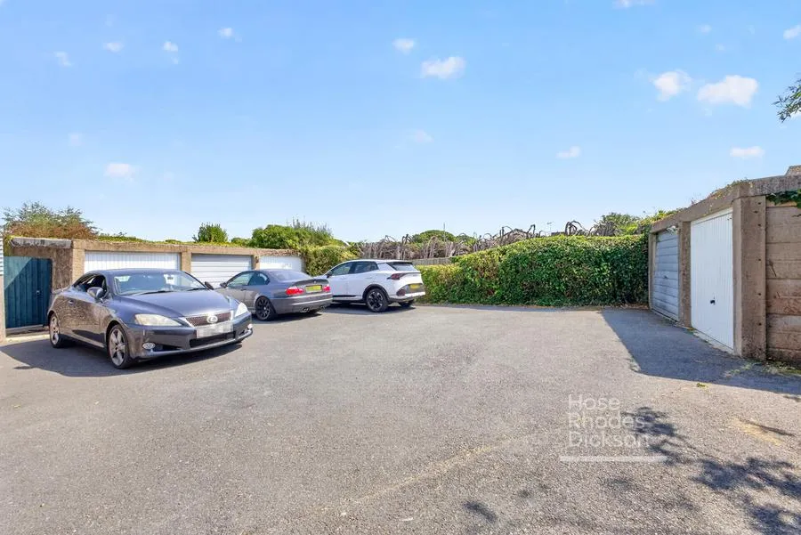 Lynchens Close, Bembridge, PO35, photo 17