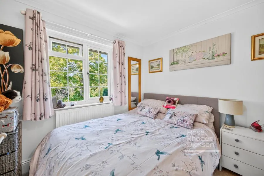Lynchens Close, Bembridge, PO35, photo 12