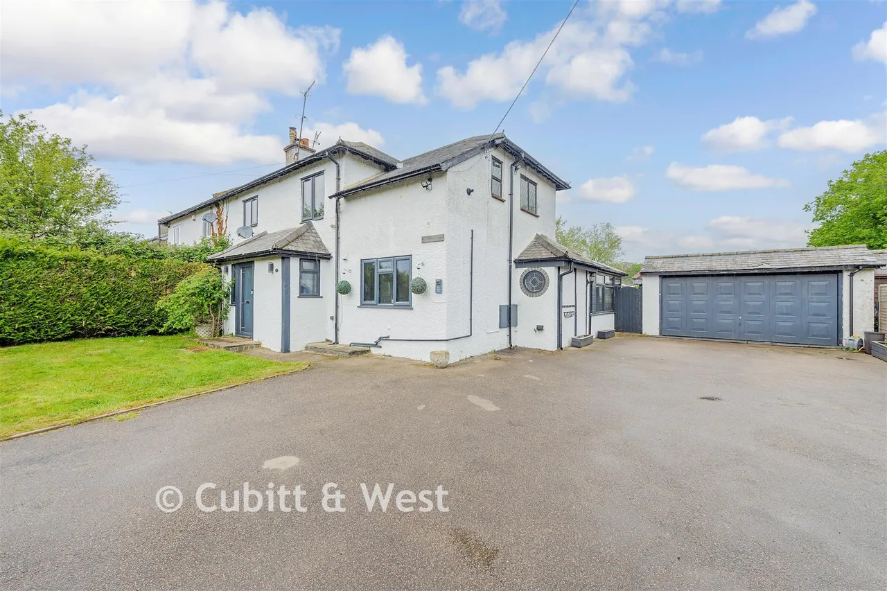 Whitewood Lane, Horne, RH6, photo 4
