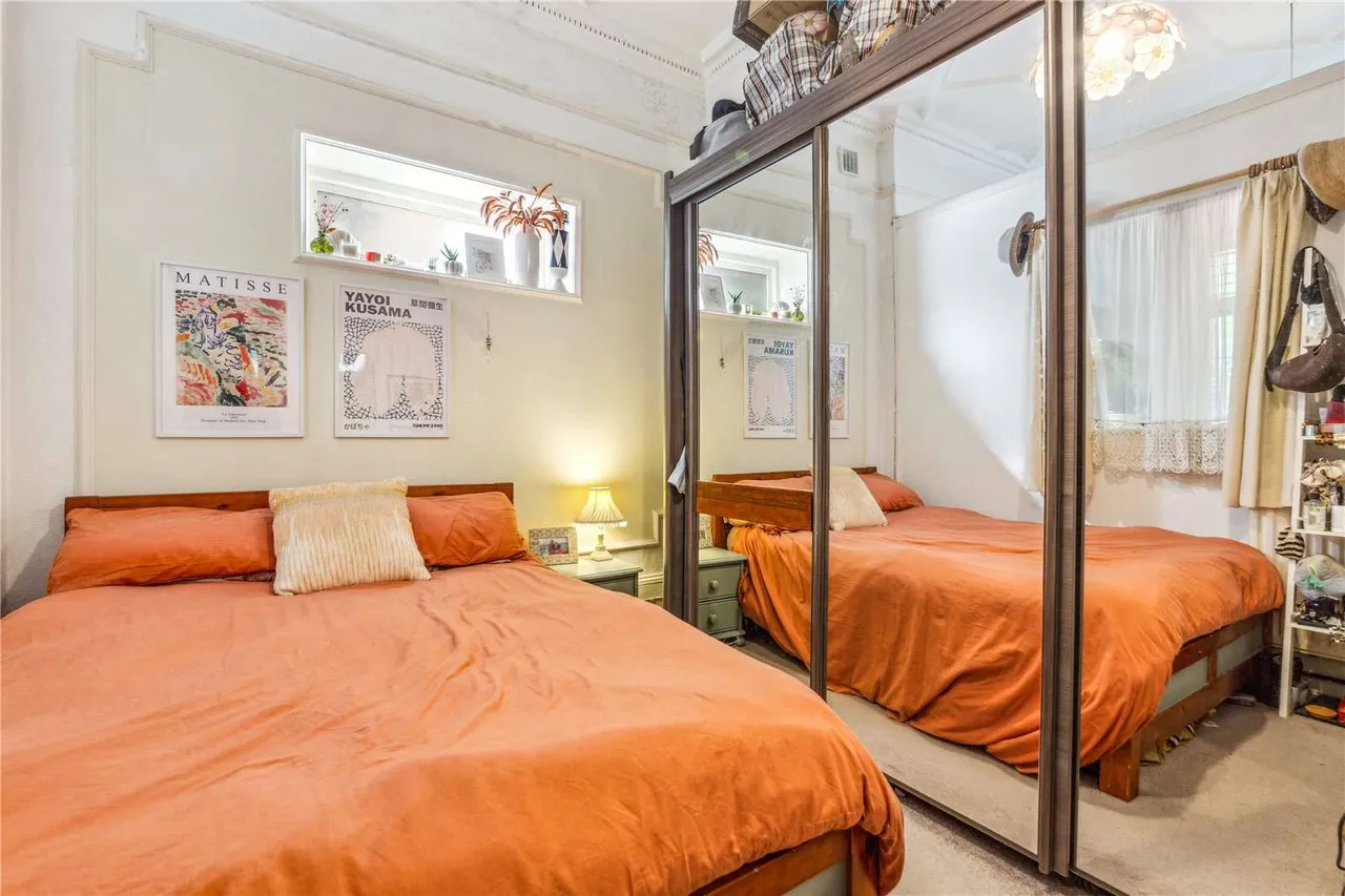Nightingale Lane, London, SW12, photo 7
