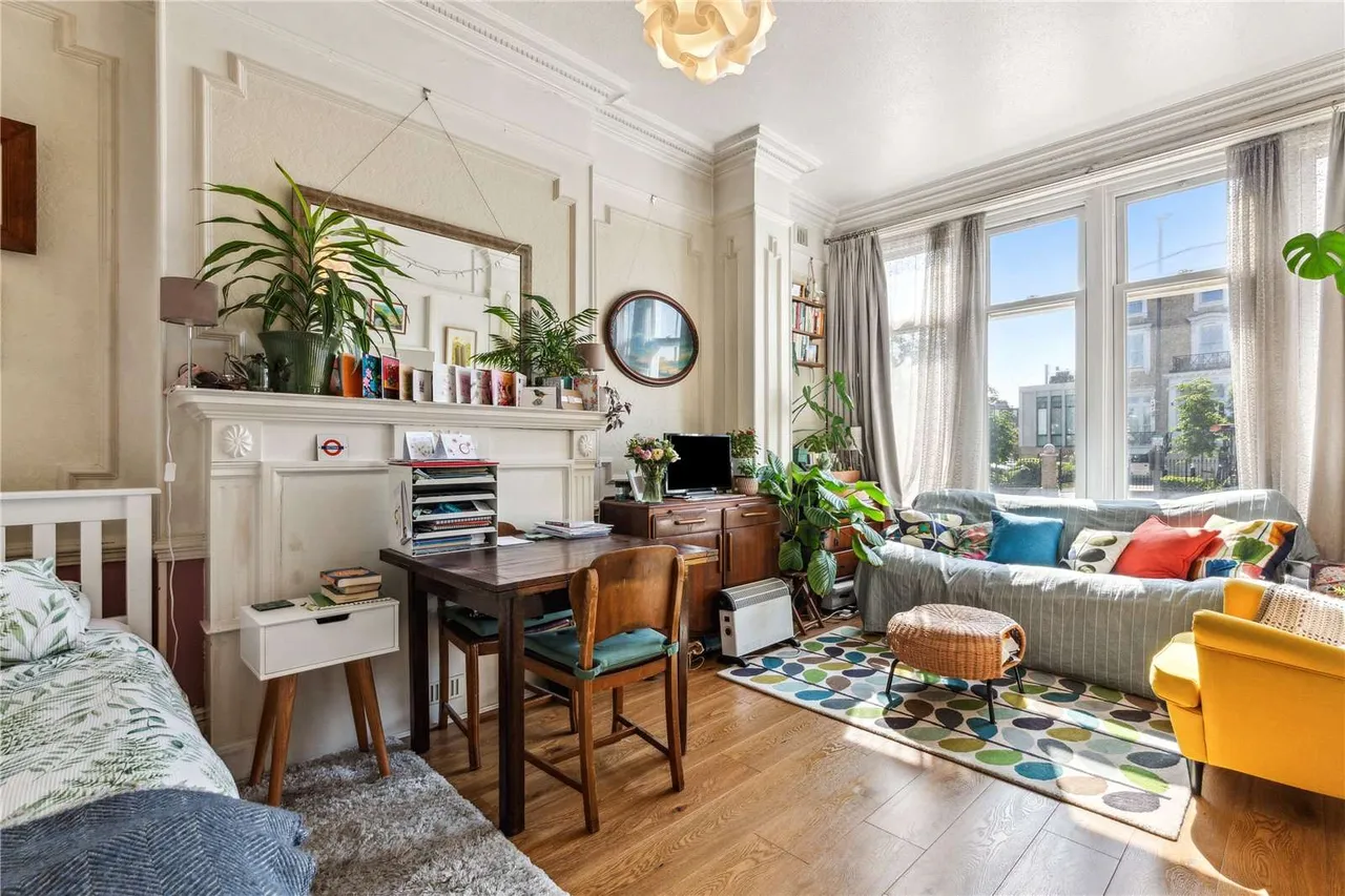 Nightingale Lane, London, SW12, photo 11