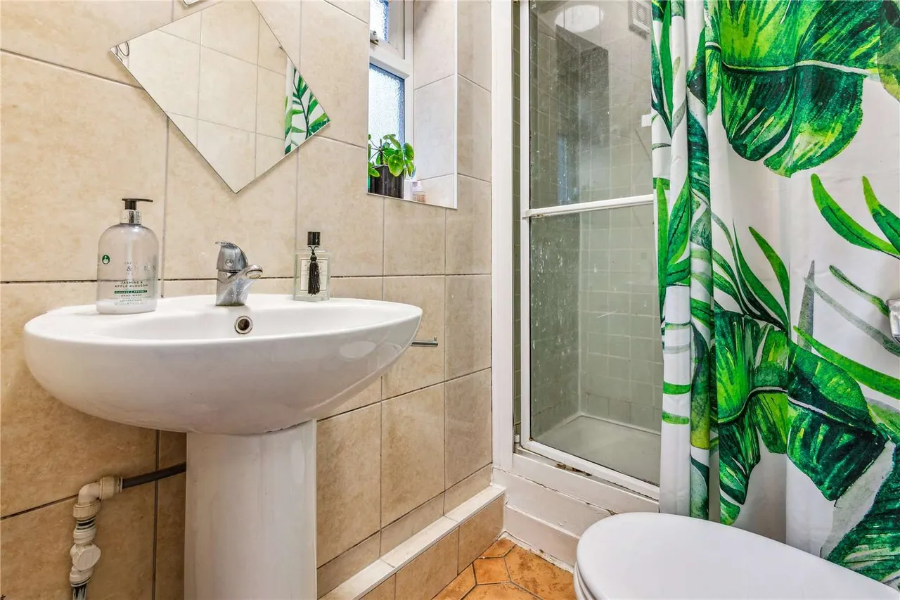 Nightingale Lane, London, SW12, photo 6