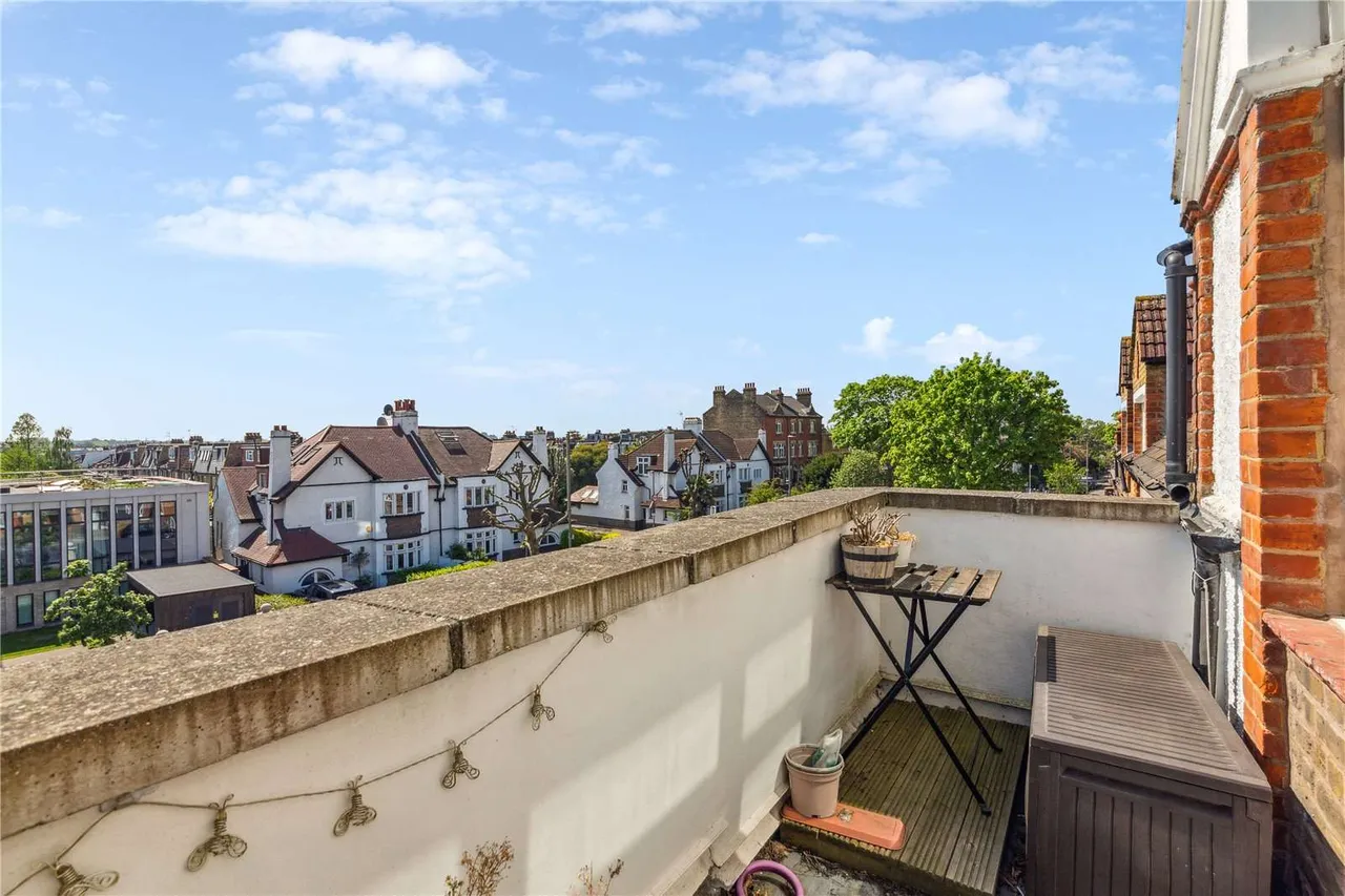 Nightingale Lane, London, SW12, photo 29