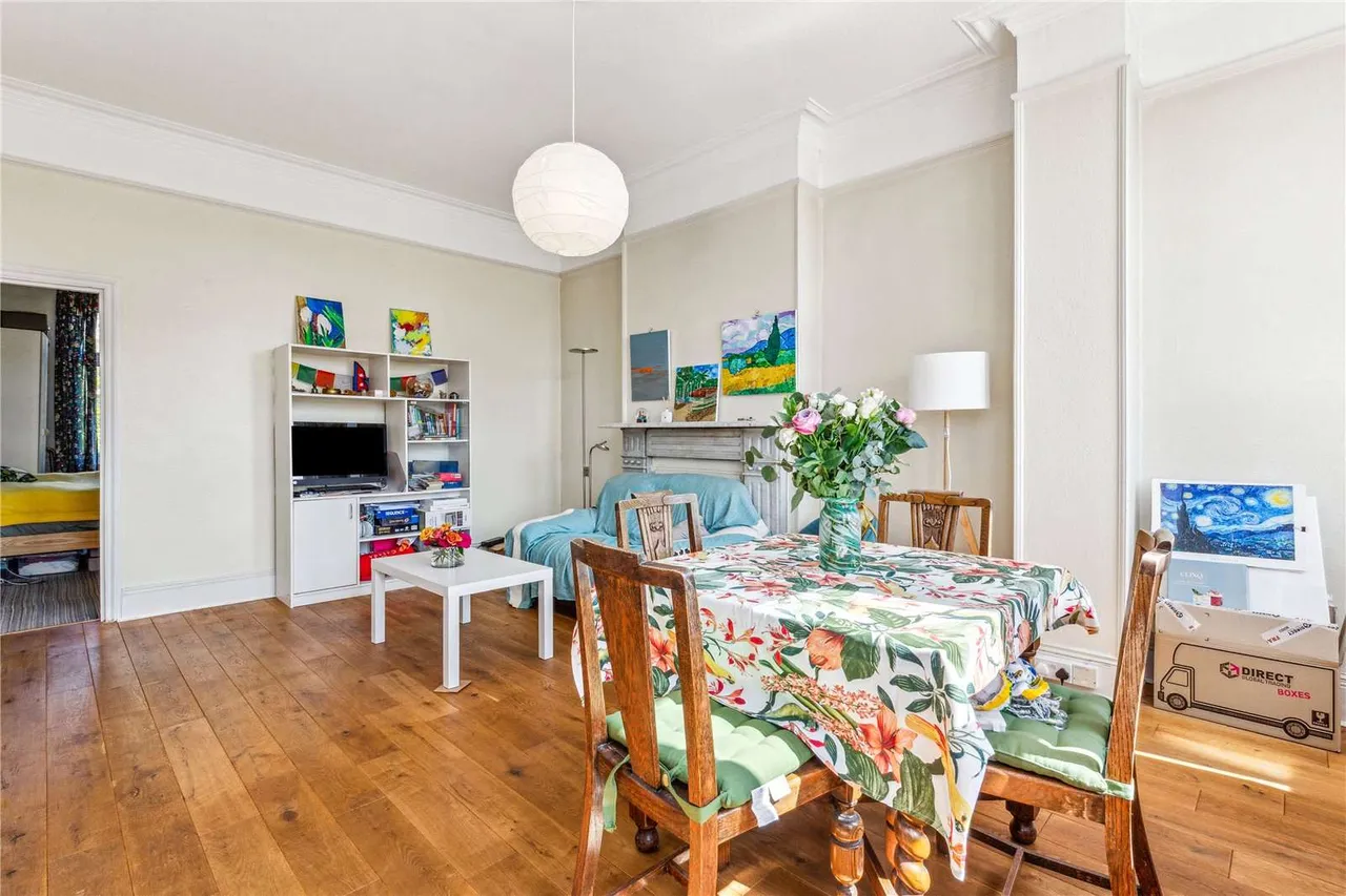 Nightingale Lane, London, SW12, photo 20