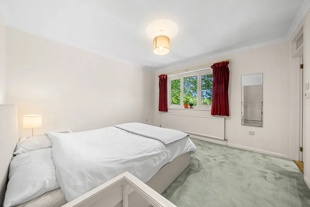 Hillrise, Walton-On-Thames KT12 2PE, photo 6