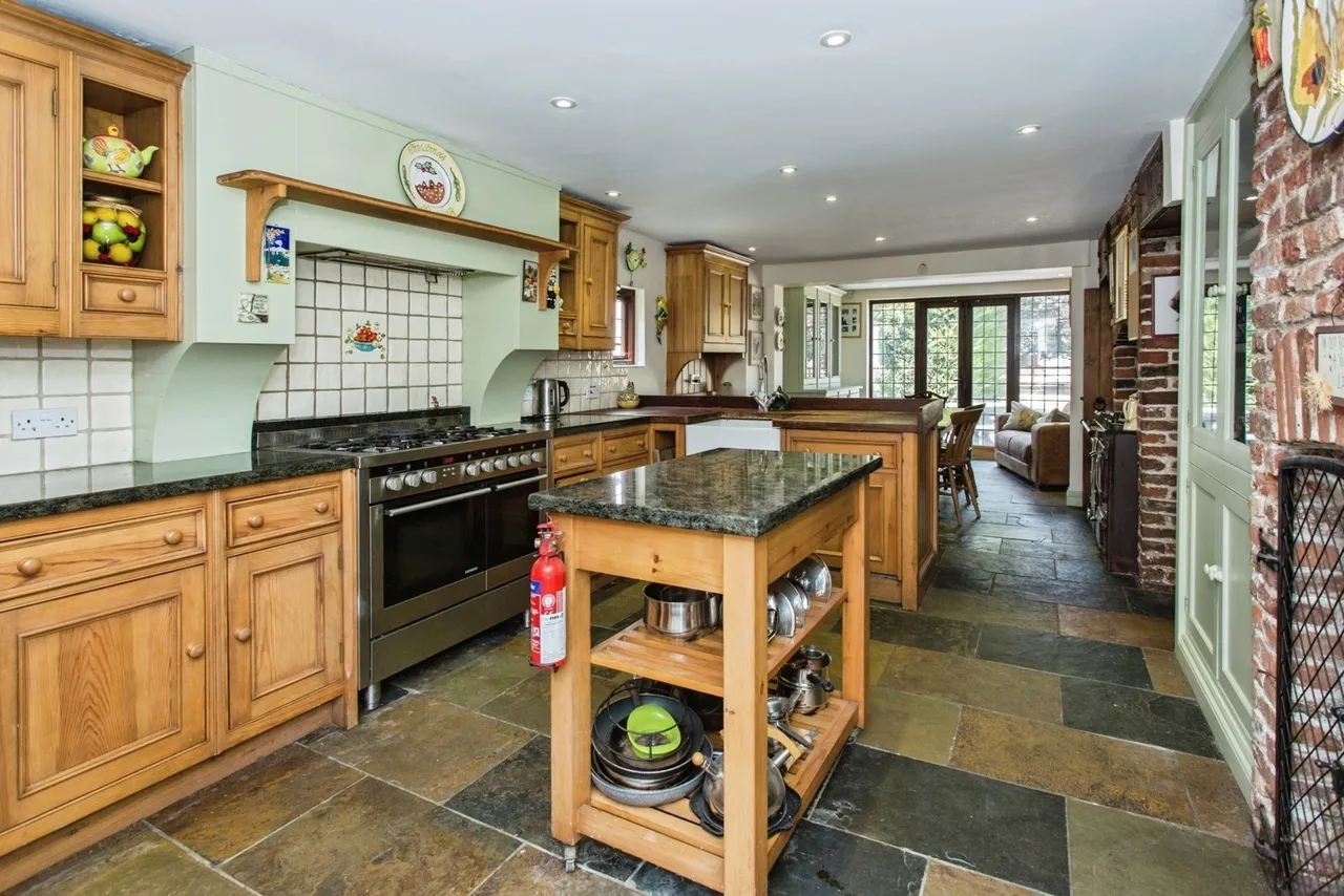 Church Street, Ashley, CB8, photo 7