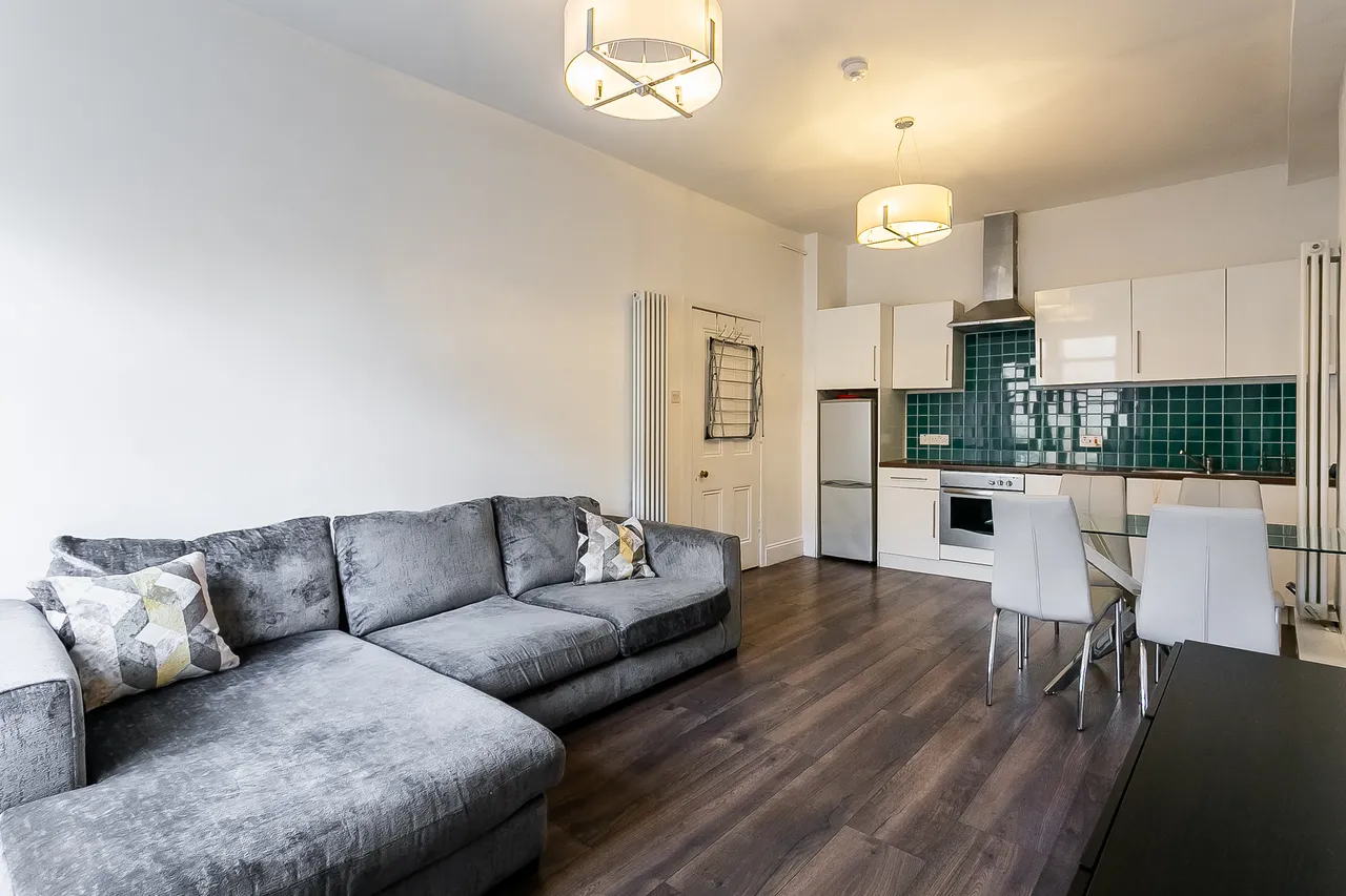 Caledonian Crescent, Dalry, EH11, photo 2