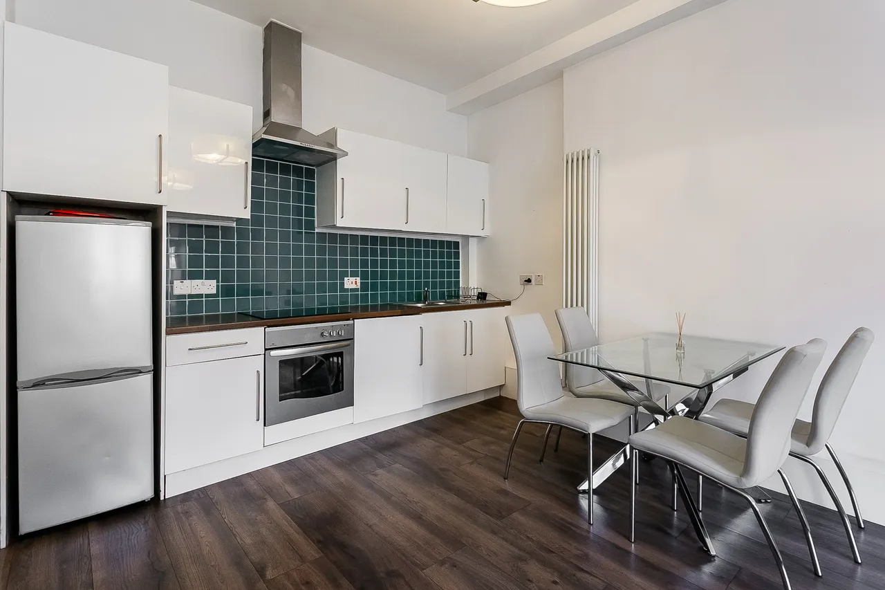 Caledonian Crescent, Dalry, EH11, photo 6
