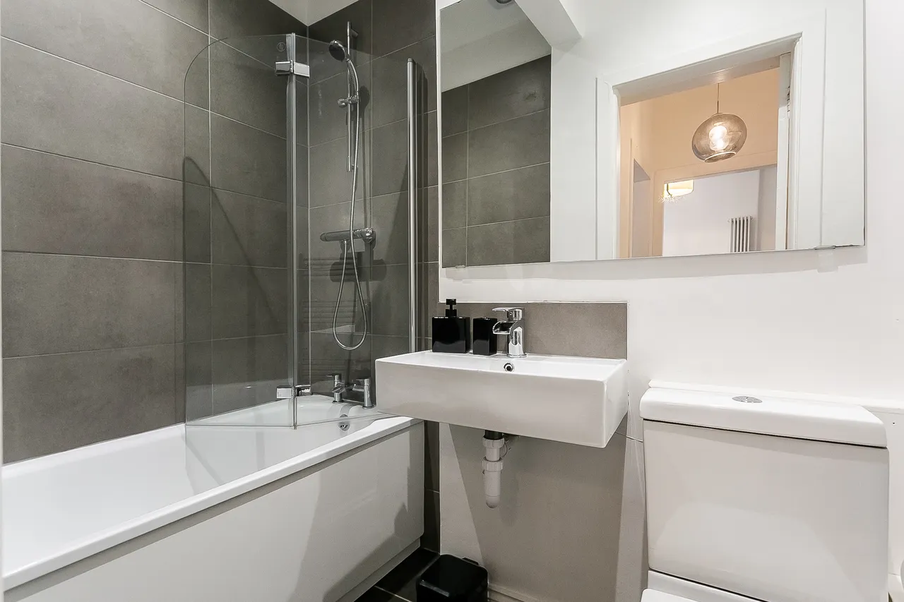Caledonian Crescent, Dalry, EH11, photo 13
