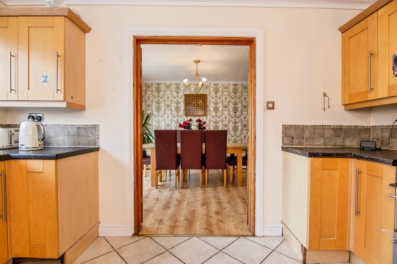 Swinton Lane, Worcester, WR2, photo 10