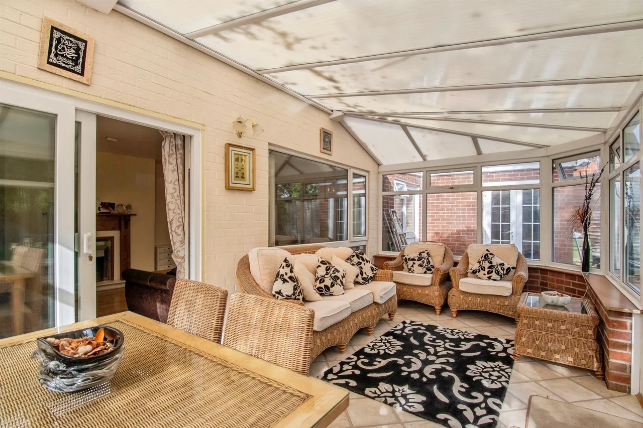 Swinton Lane, Worcester, WR2, photo 5