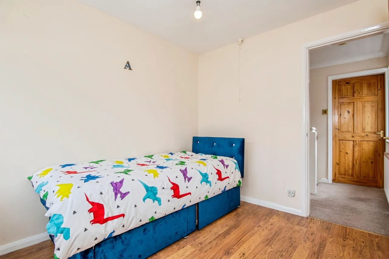 Swinton Lane, Worcester, WR2, photo 13