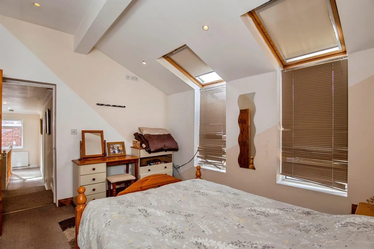 Swinton Lane, Worcester, WR2, photo 17