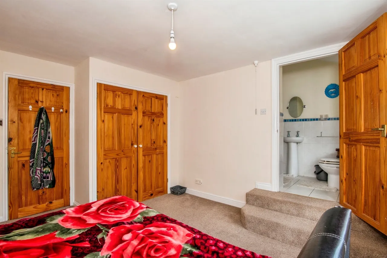 Swinton Lane, Worcester, WR2, photo 22