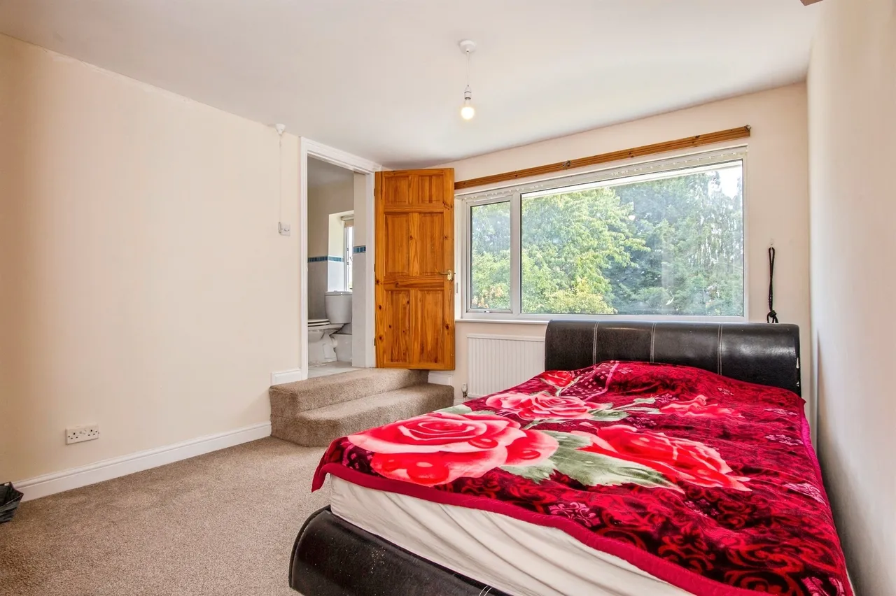 Swinton Lane, Worcester, WR2, photo 21