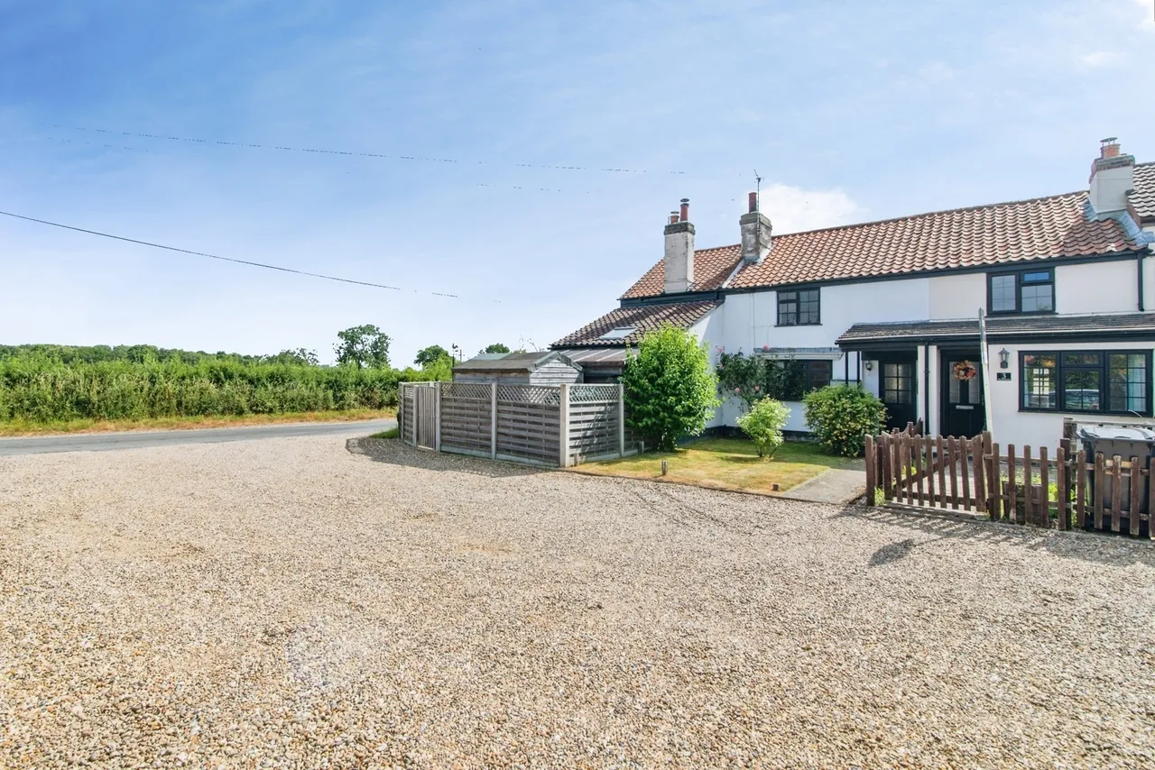 2 bed house for sale — Staithe Road, Burgh St. Peter, Beccles, Norfolk, NR34