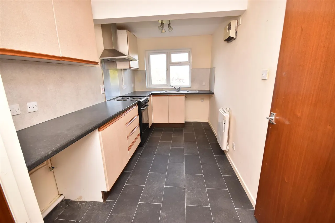 Old Place, Sleaford, photo 3