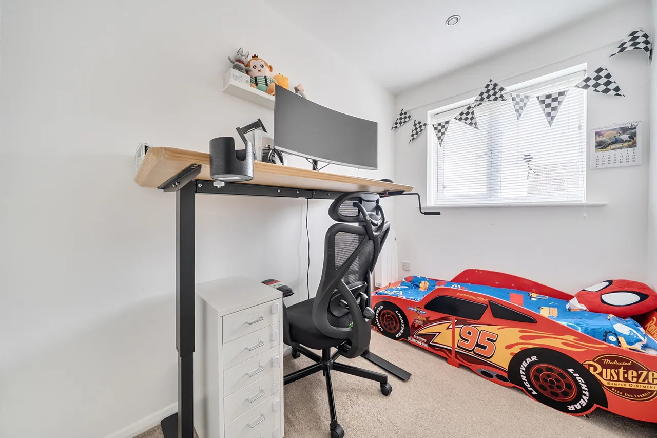 Pentland Place, Northolt, UB5, photo 8