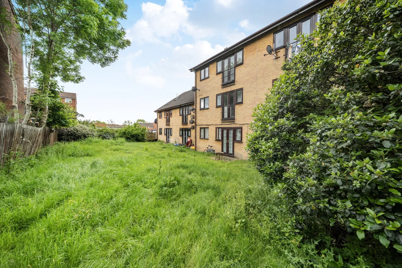 Pentland Place, Northolt, UB5, photo 23