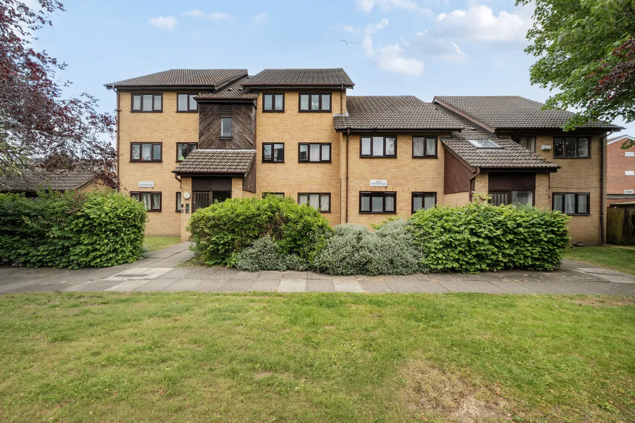 Pentland Place, Northolt, UB5, photo 21