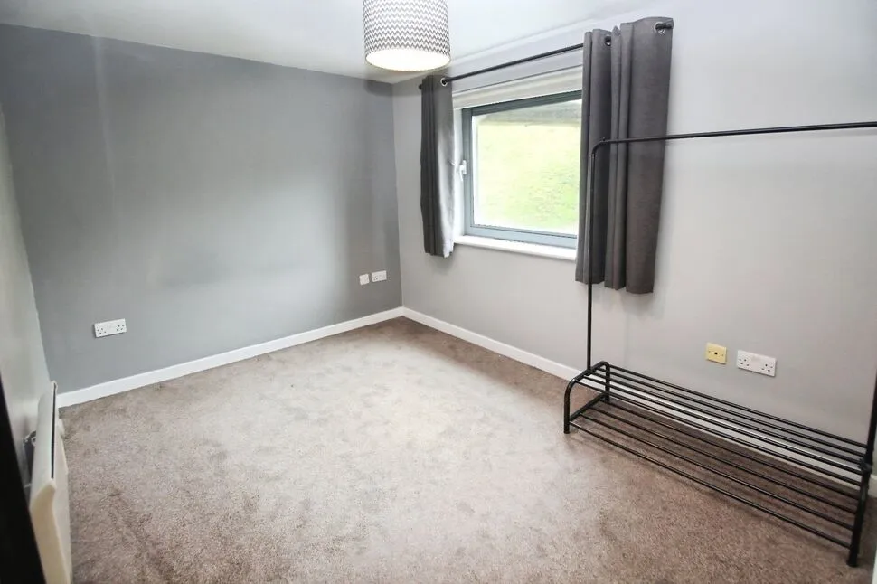 Birkhouse Lane, Paddock, West Yorkshire, HD4, photo 5