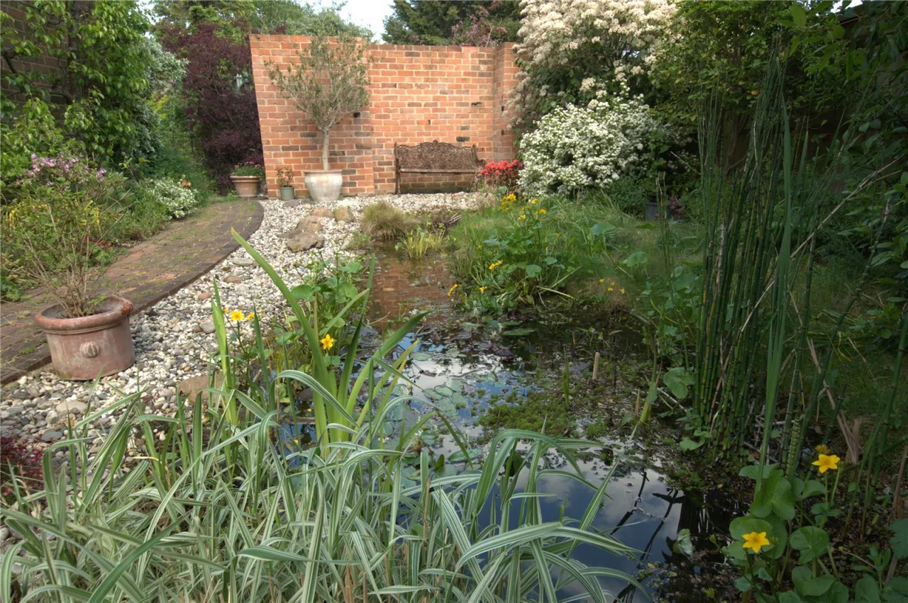 Burghfield Bridge, Burghfield, RG30, photo 27