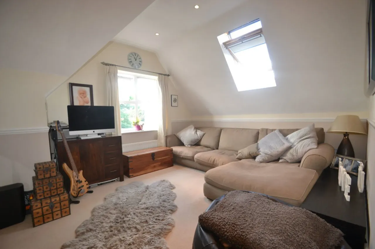 Oatlands Chase, Weybridge, KT13 9SE, photo 7