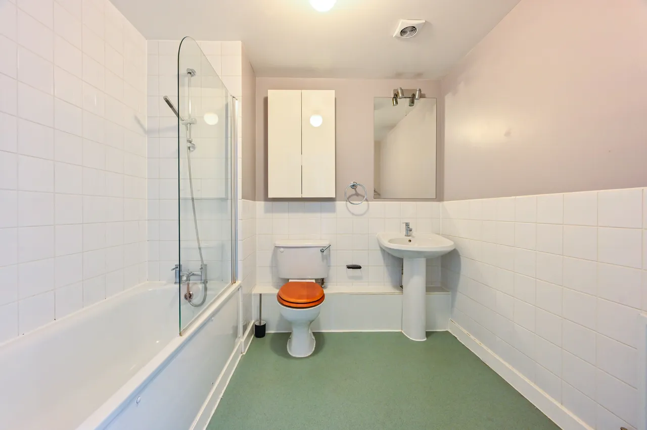 Flat 6, 476 Caledonian Road, London, photo 8