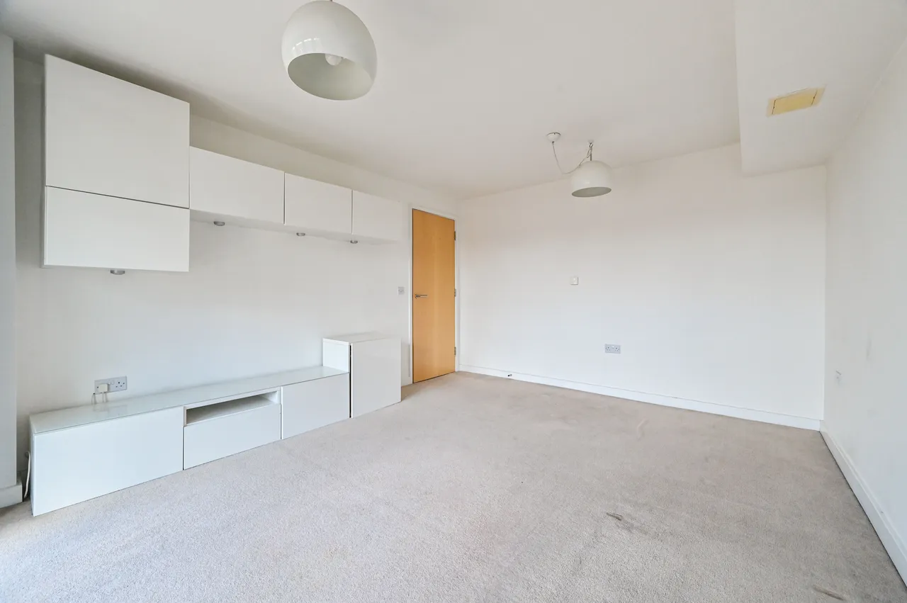 Flat 6, 476 Caledonian Road, London, photo 3