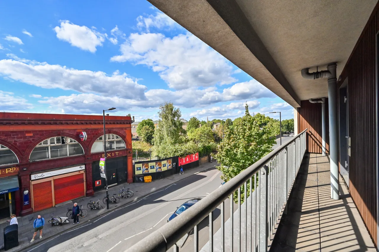 Flat 6, 476 Caledonian Road, London, photo 4