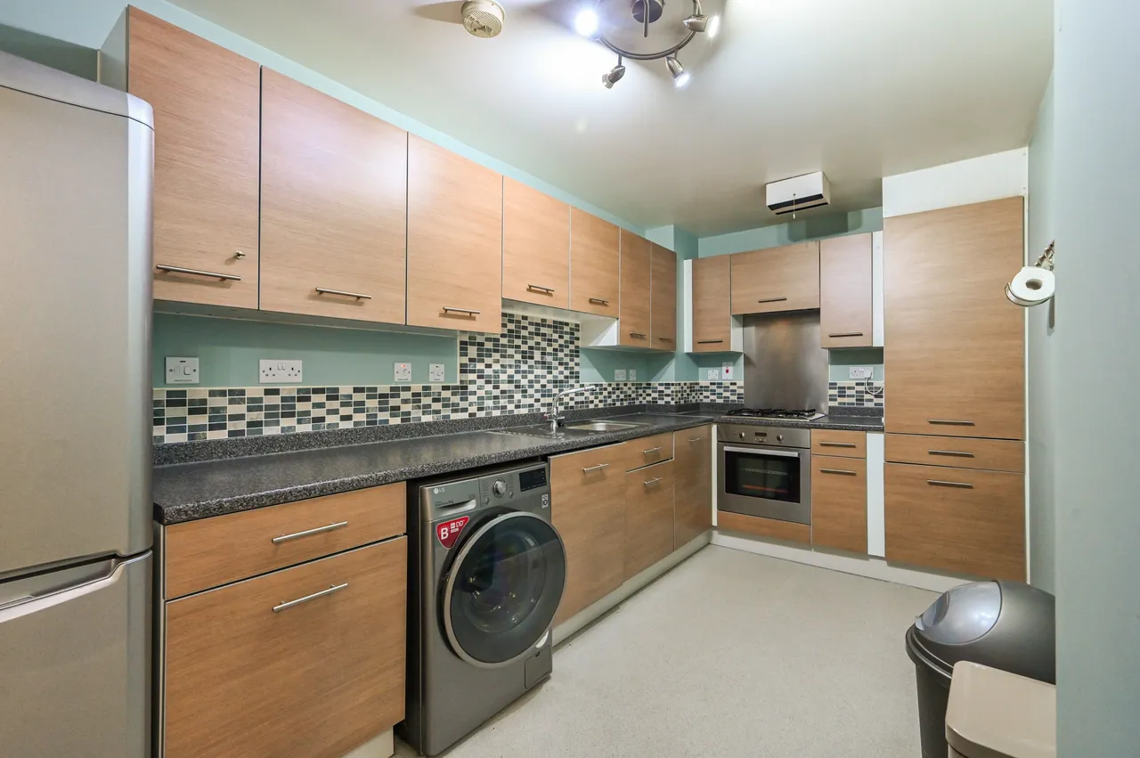 Flat 6, 476 Caledonian Road, London, photo 5