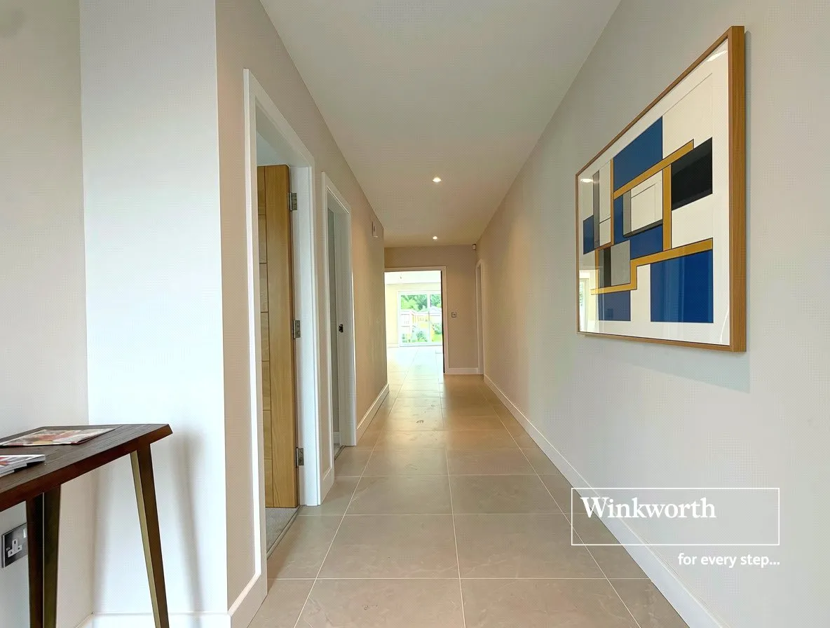 Fairway View Close, West Parley, BH22, photo 6