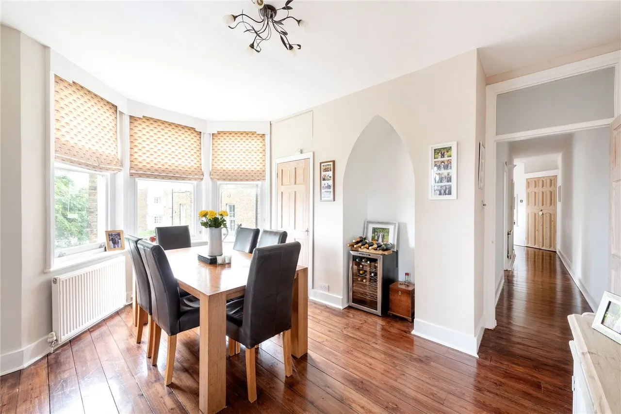 Trinity Road, London, SW17, photo 5