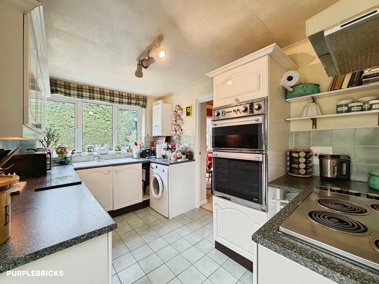 Bishops Close, Stratford-Upon-Avon, CV37, photo 16