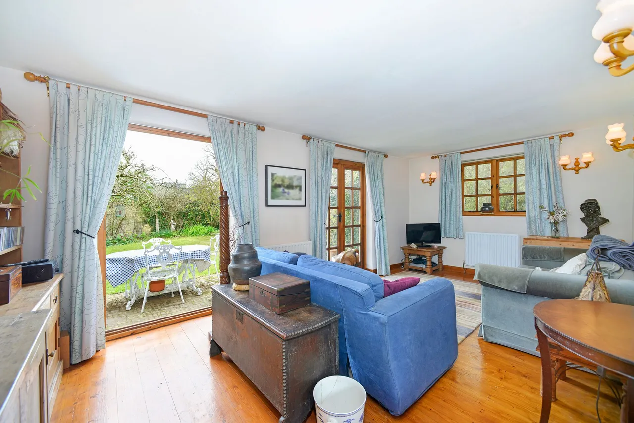 The Common, Cranleigh, GU6, photo 3