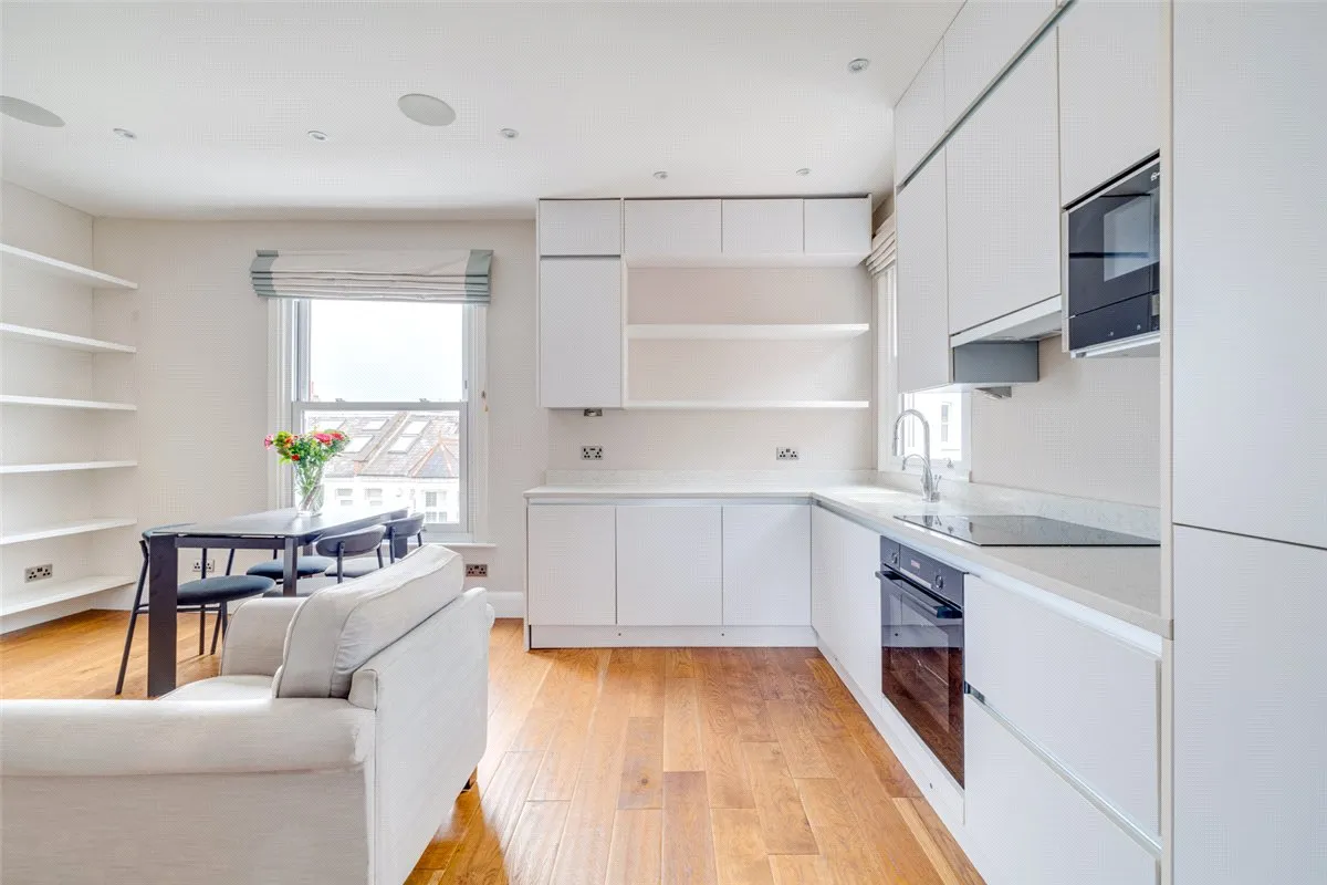 Whittingstall Road, London, SW6, photo 16
