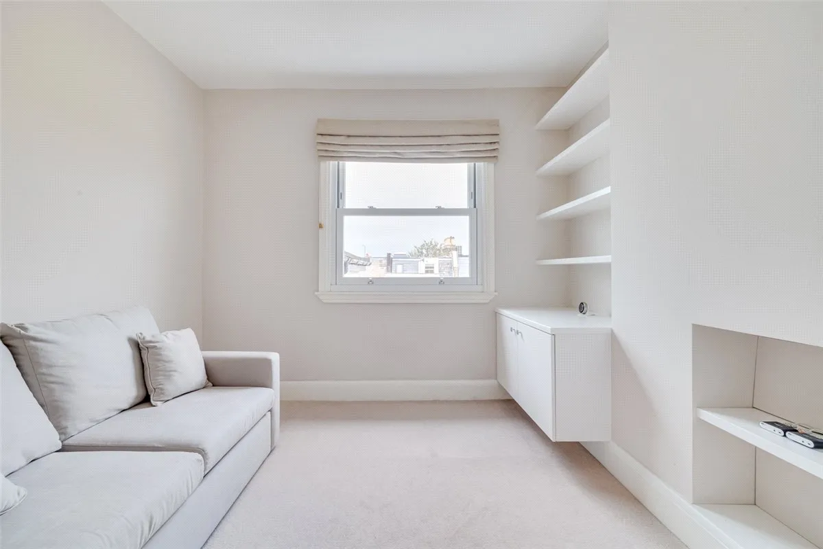 Whittingstall Road, London, SW6, photo 12