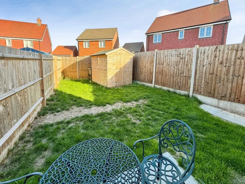 Reeves Avenue, Paddock Wood, TN12, photo 14