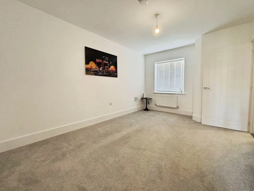 Reeves Avenue, Paddock Wood, TN12, photo 5