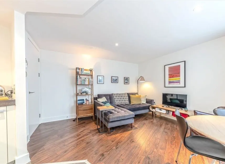 Salamanca Place, Vauxhall, SE1, photo 9