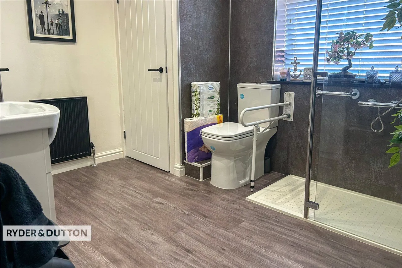 Shelley Road, Chadderton, OL9, photo 10