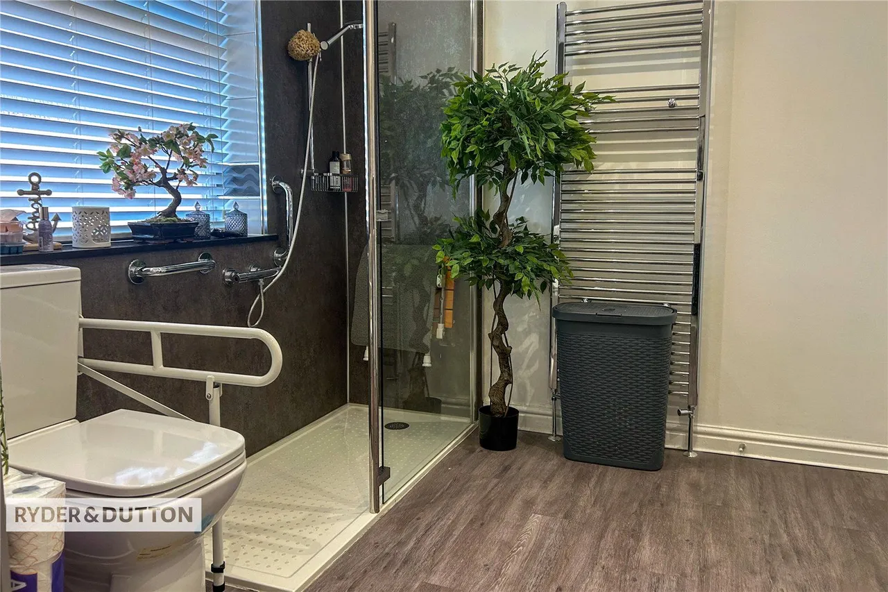 Shelley Road, Chadderton, OL9, photo 11