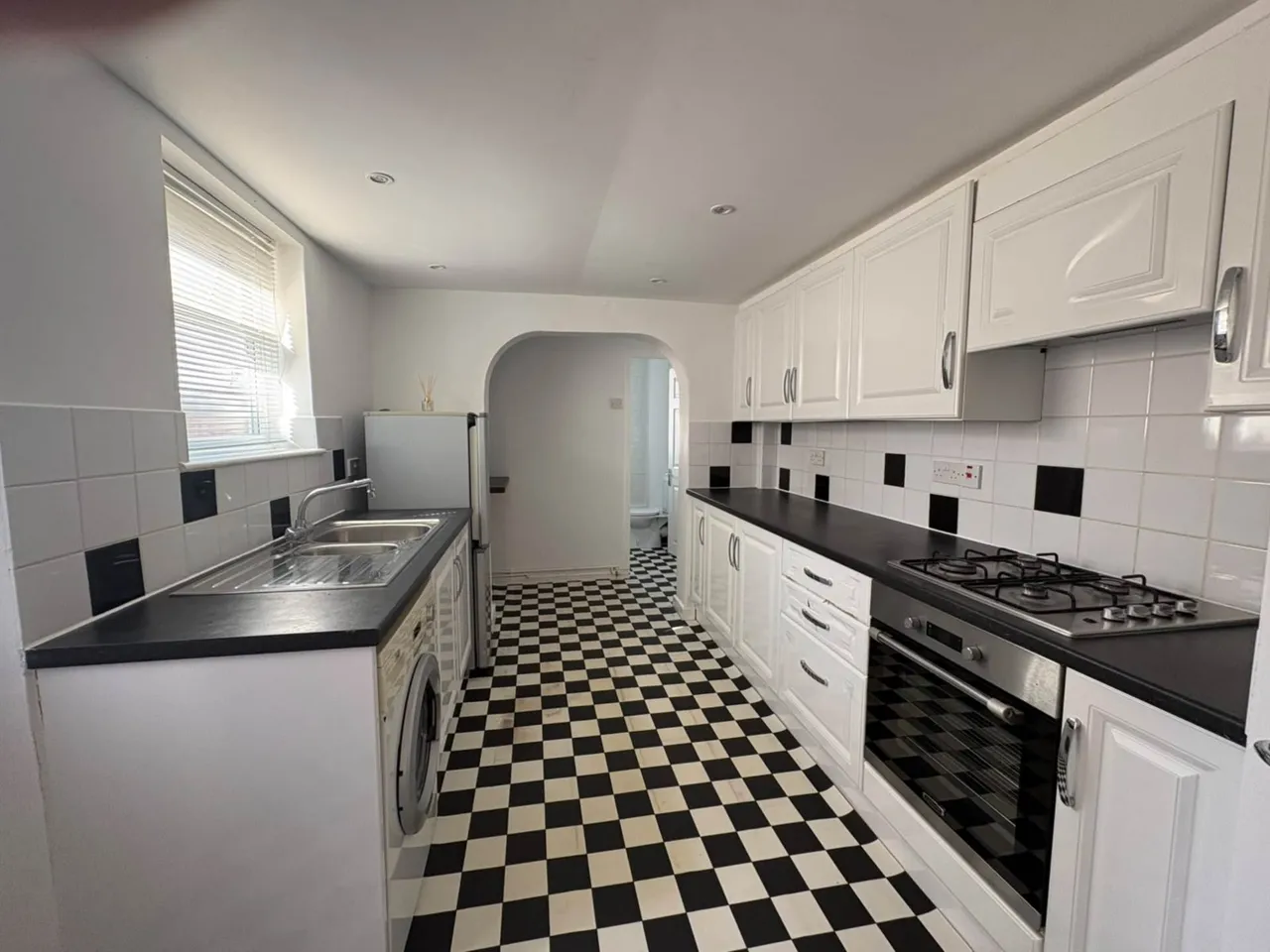 Chiltern Street, Aylesbury, HP21 8BW, photo 3