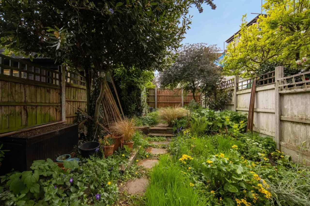 Lytton Road, Leytonstone, photo 11