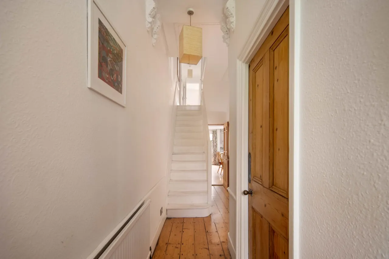 Lytton Road, Leytonstone, photo 9