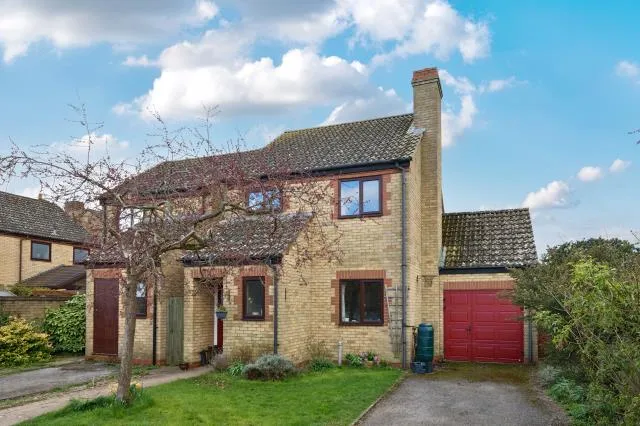 3 bed house for sale, Cotswold Close, Minster Lovell, OX29